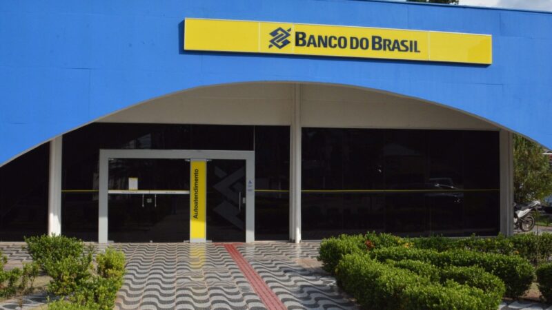 Servidores de Mato Grosso recebem salários na véspera do feriado