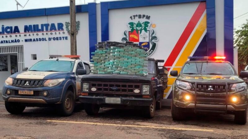 Ação integrada apreende 115 tabletes de pasta base de cocaína; drogas são avaliadas em R$ 2 milhões