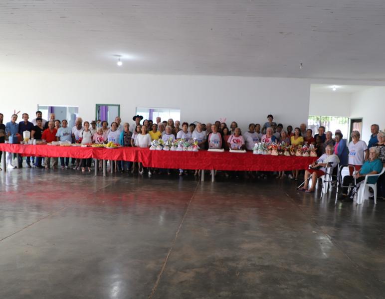 SECRETARIA DE ASSISTÊNCIA SOCIAL FAZ A ENTREGA DE OVOS DE PÁSCOA NOS LAGOS DE MATUPÁ.