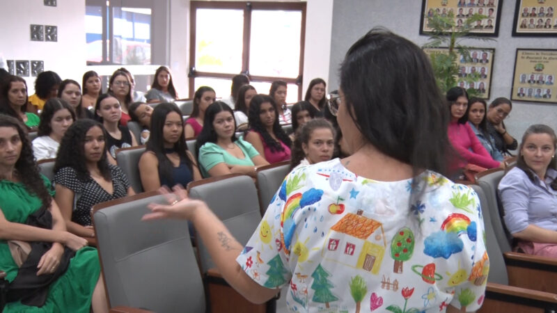 Secretaria de educação realiza curso de capacitação para cuidadores e auxiliares de creche de Guarantã do Norte