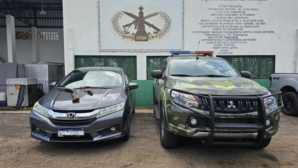 Veículo de vítima de latrocínio é recuperado e duas armas de fogo apreendidas após confronto em operação do Gefron