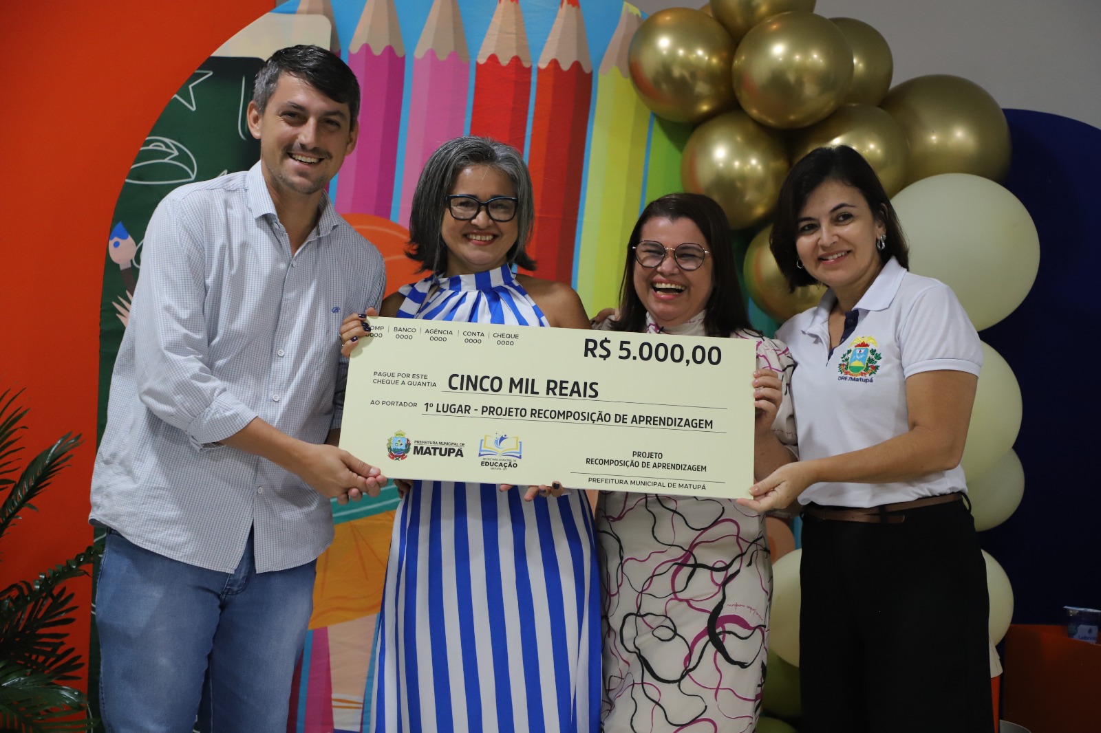 NOITE DE PRÊMIOS É REALIZADA PELA PREFEITURA MATUPÁ PARA O ENSINO MUNICIPAL – 1° DO PROJETO DE RECOMPOSIÇÃO DE APRENDIZAGEM.