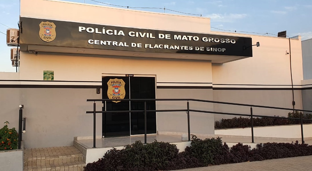 Professora é presa após passar celular a menor no centro socioeducativo de Sinop