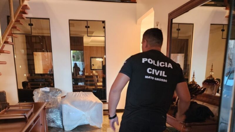 Operação cumpre buscas, prisões e bloqueio de bens contra golpistas encontrados com mala de dinheiro falso