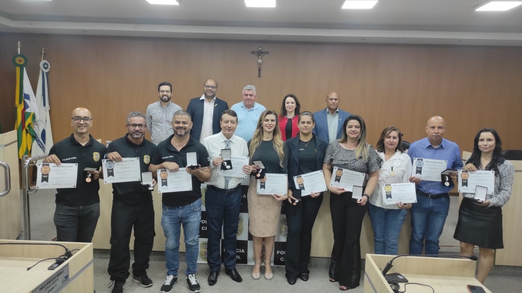 Entrega de medalhas reconhece dedicação e empenho dos policiais da Regional de Barra do Garças