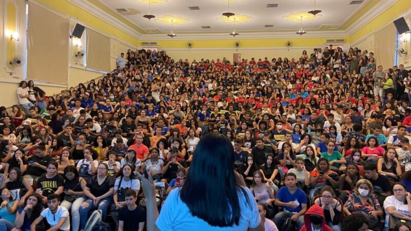 Estudantes que farão o Enem 2024 já podem solicitar isenção da taxa de inscrição