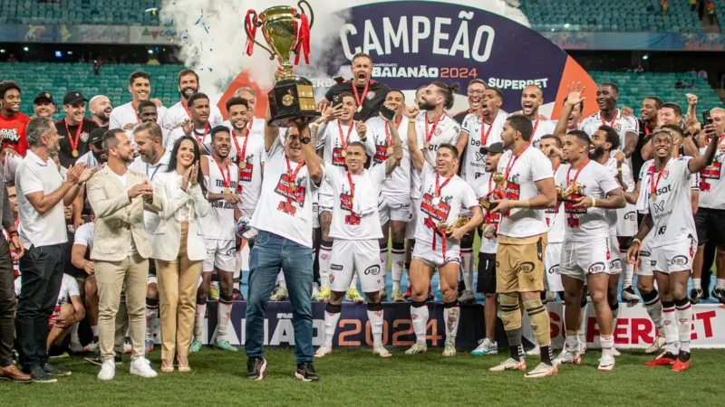 Vitória empata clássico e volta a ser campeão baiano após sete anos