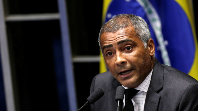 Romário negocia patrocínio de bet enquanto relata CPI sobre apostas