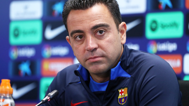 Xavi pede ‘jogo da vida’ ao Barcelona diante do PSG por vaga na semi da Liga dos Campeões