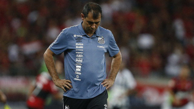 ‘Triste pelo jogo, mas muito feliz pelos meses de trabalho’, diz Fábio Carille