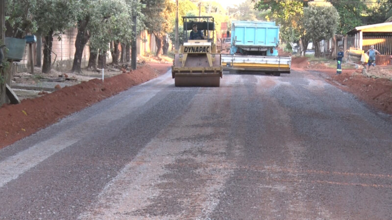 Gestão Municipal de Guarantã do Norte pede a compreensão dos moradores com os transtornos causados com a realização das obras de pavimentação asfáltica que estão acontecendo nos bairros da cidade.