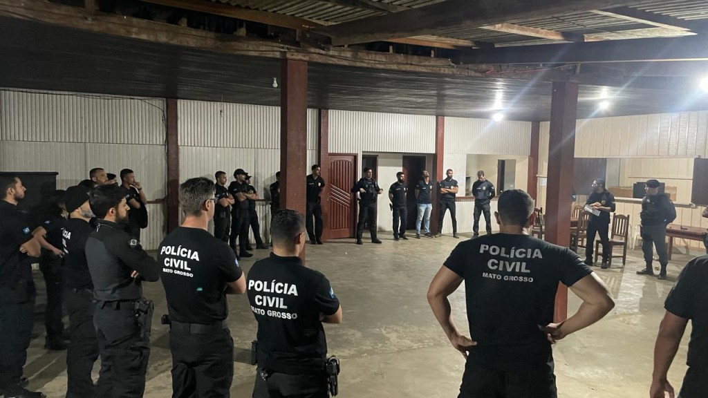 Polícia Civil deflagra operação contra integrantes de facção criminosa em Marcelândia