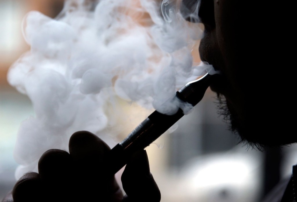 SES realiza encontro estadual para debater a proteção de jovens contra o tabaco