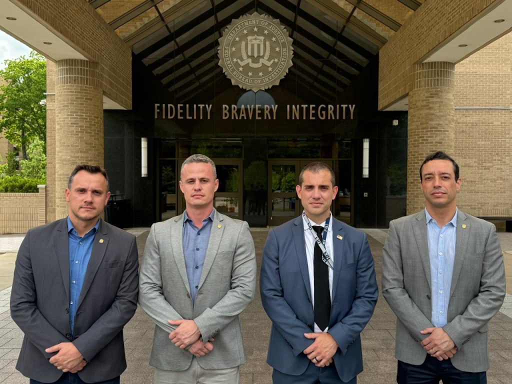 Equipe da Polícia Civil conhece estrutura do FBI e troca experiências com órgão de investigação norte-americano