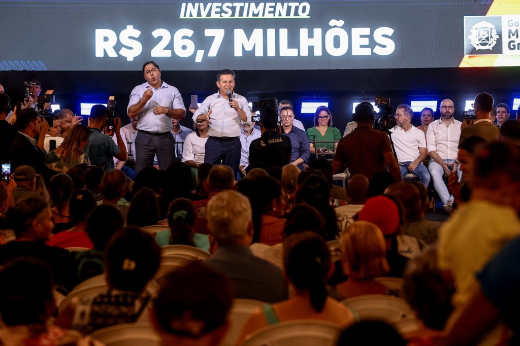 “Essa obra encerra o abandono de uma área que era mato e esgoto a céu aberto” afirma governador
