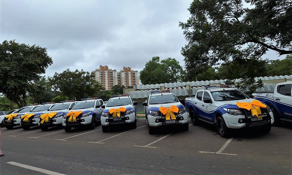 Detran-MT entrega veículos para sete unidades do interior do Estado