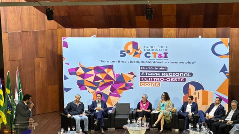 MT propõe medidas para democratização da ciência em conferência