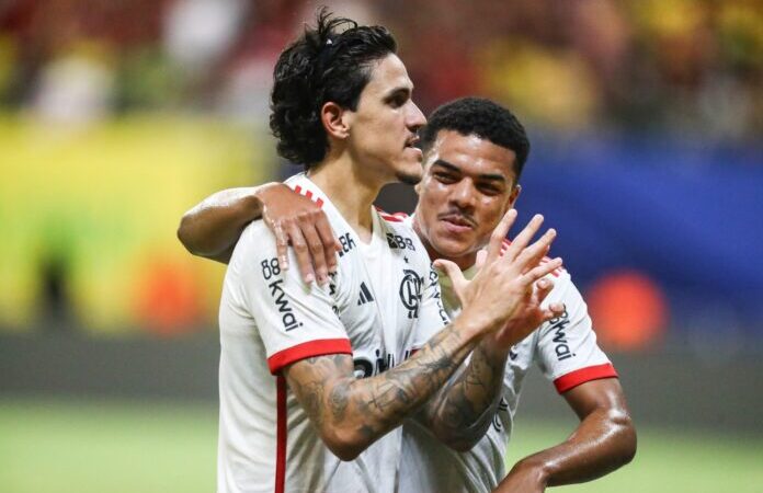 Flamengo vence Millonarios com dois de Pedro e vai às oitavas da Libertadores como vice-líder da chave
