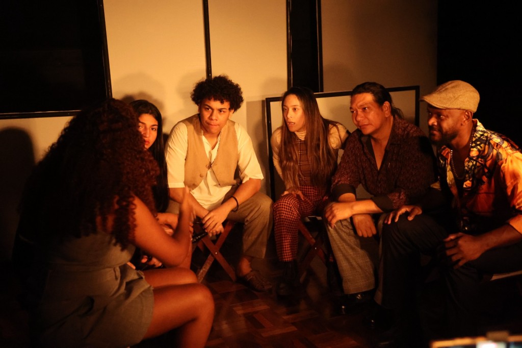 Cine Teatro Cuiabá é palco de espetáculo sobre a ditadura militar em Mato Grosso