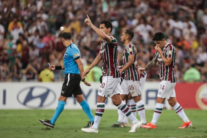 Fluminense bate Cerro Porteño e garante ida às oitavas da Libertadores como líder do grupo