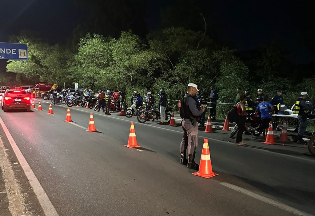 Em Operação Lei Seca, agentes aplicam 85 multas e removem 50 motocicletas em Várzea Grande