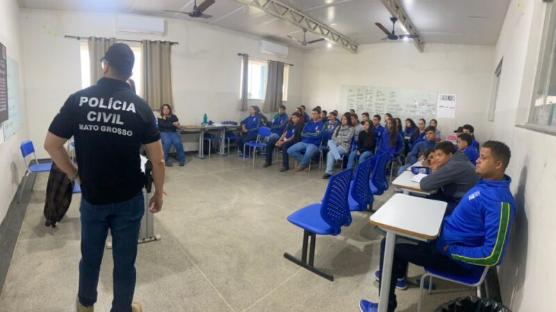 Operação Caminhos Seguros leva palestra e panflletagem educativa a estudantes e ao comércio de Jauru