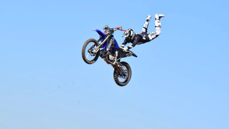 Joaninha disputará Copa Brasil de Motocross Estilo Livre