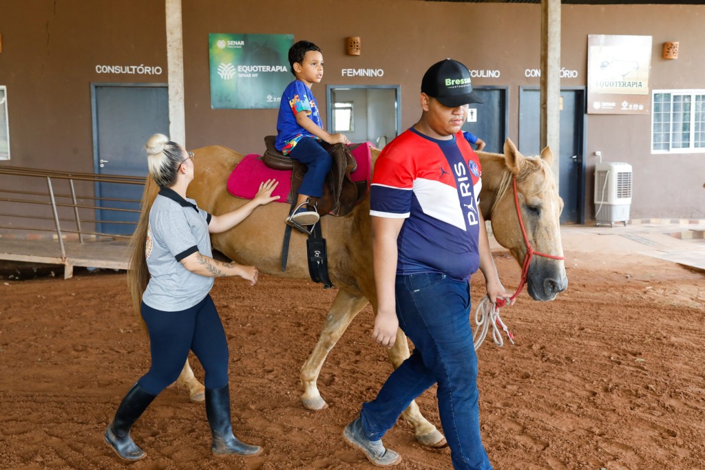 Estande vai divulgar programa de equoterapia da Seduc na 11ª Semana do Cavalo