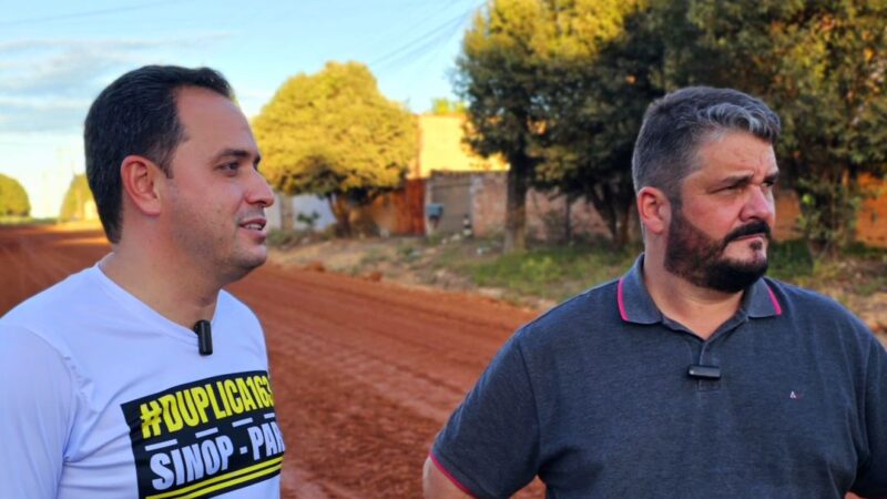 Deputado estadual Diego Guimarães visita obras de pavimentação no Bairro Guaranorte.
