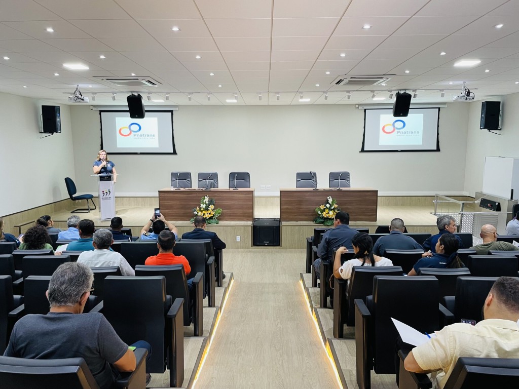 Detran-MT reúne representantes municipais no 1º Encontro Nacional do Plano para Redução de Mortes no Trânsito