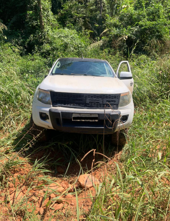 Polícia Militar recupera caminhonete, prende dupla e apreende adolescente por furto em Alta Floresta