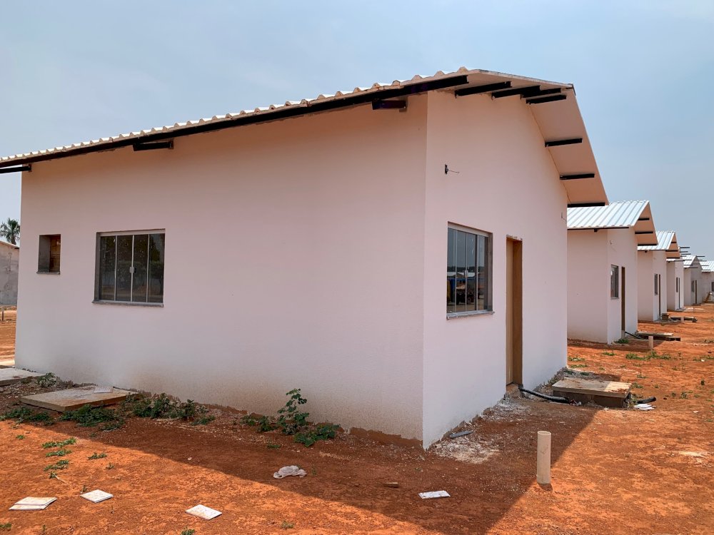 Das 80 casas a serem construídas em Matupá, 30 já estão concluídas e em breve serão entregues.