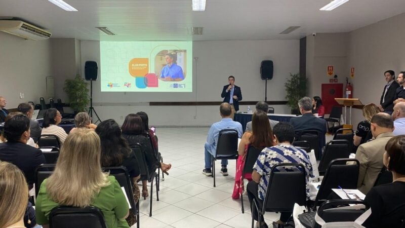 Seduc apresenta políticas públicas e avanços da educação de MT em encontro nacional