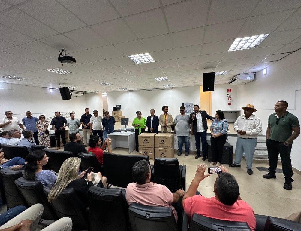 Seciteci entrega 202 computadores recondicionados a 16 instituições de MT