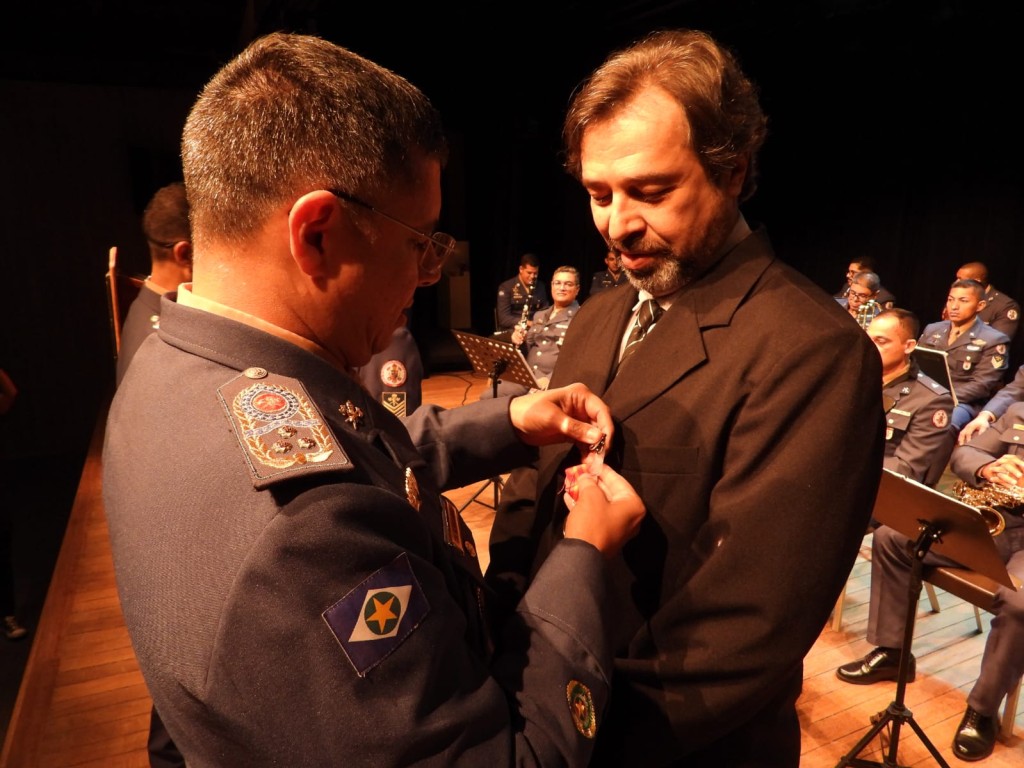 Militares e Civis são agraciados com a Medalha do Mérito Musical do Corpo de Bombeiros de Mato Grosso