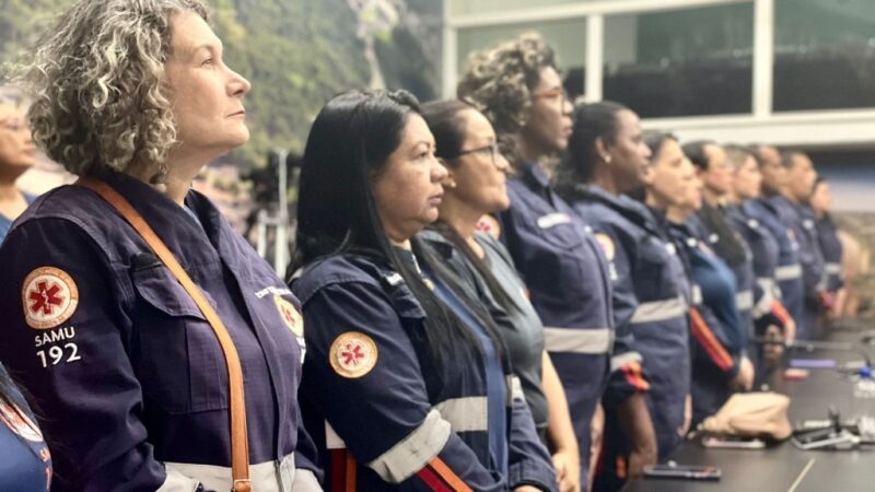 Trabalhadores do Samu são homenageados por serviços prestados à população