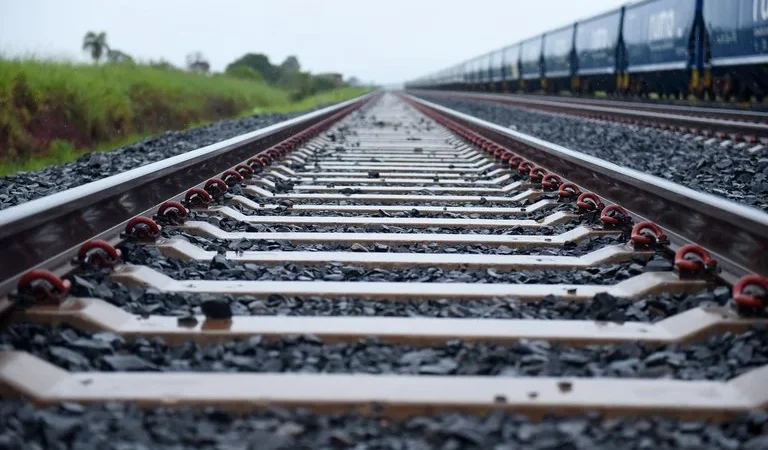 Projeto proíbe trilhos em perímetros urbanos em MT pode impactar na ferrovia que está sendo construída
