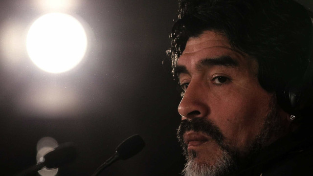 Troféu Bola de Ouro conquistado por Maradona na Copa do Mundo de 86 vai ser leiloado