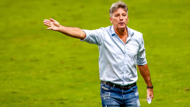 Renato vê Grêmio ‘abaixo’ mentalmente e revela papo com António Oliveira