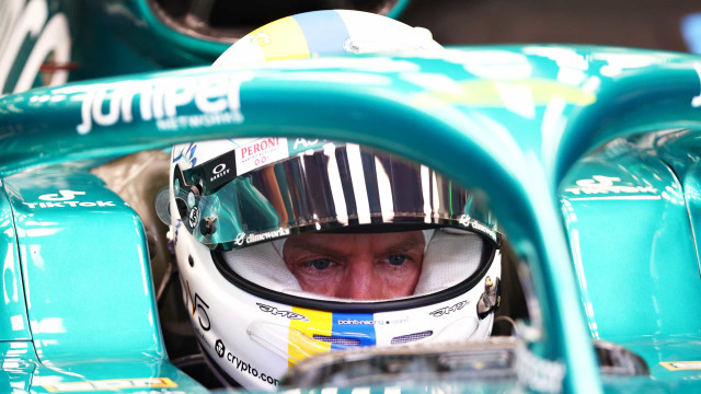 Por que Vettel exibiu bandeira da Áustria enquanto pilotava carro de Senna em Ímola