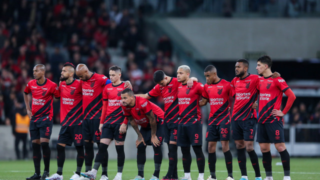 Líderes de seus grupos, Athletico-PR e Fortaleza podem carimbar classificação na Sul-Americana