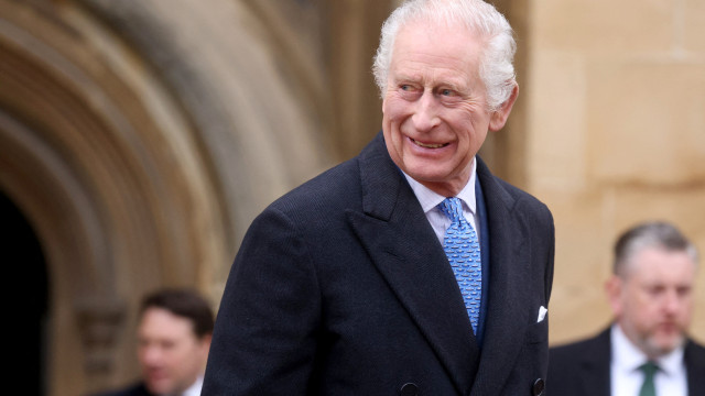 Palácio de Buckingham emite comunicado após ataque com espada em Hainault