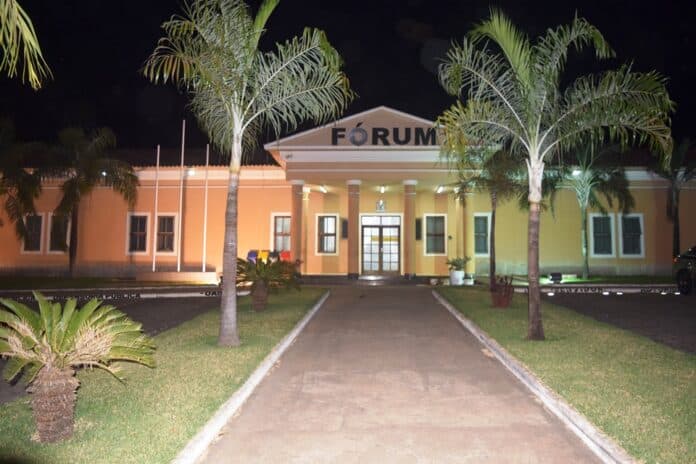 Condenado a 19 anos de cadeia namorado que matou adolescente em Sorriso