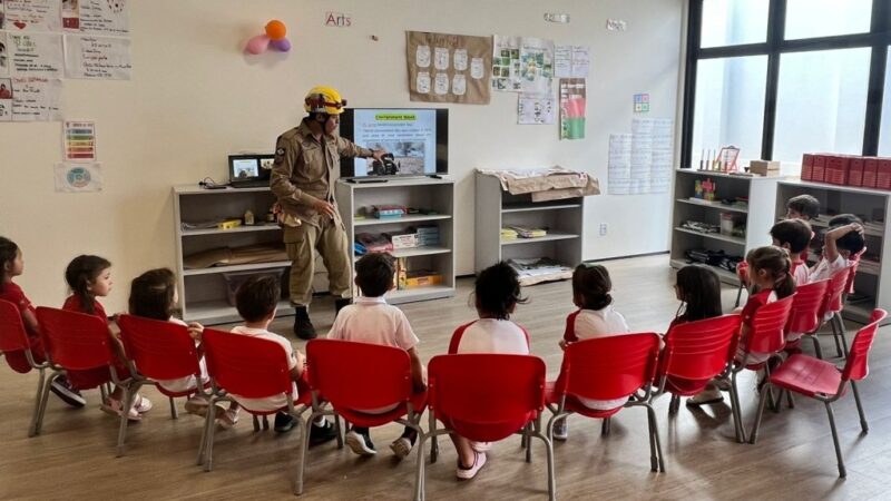 Bombeiros conscientizam sobre importância da preservação ambiental e do combate a incêndios florestais