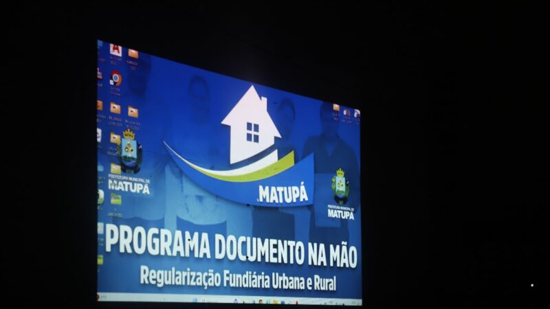 SECRETÁRIO DE GOVERNO DE MATUPÁ SE REÚNE COM CHACAREIROS PARA APRESENTAR AVANÇOS NA TITULARIZAÇÃO DA REGIÃO DA LINHA DO CLUBE DE LAÇO.