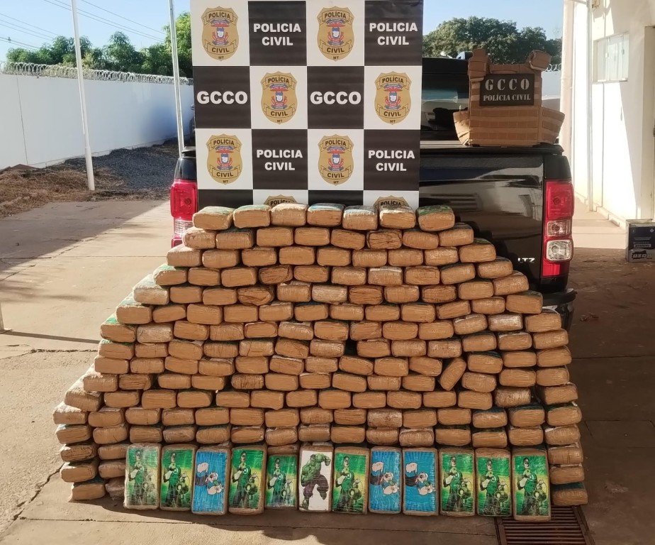 Polícia Civil apreende 210 tabletes de maconha em camionete na MT-010, em Cuiabá 