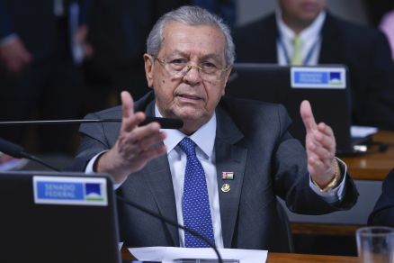 Jayme diz que Zaeli é “ignorante” e “renunciou de forma covarde”
