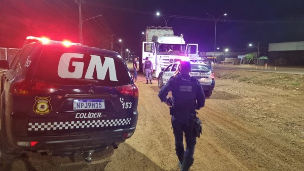 PM de Colíder detém caminhoneiro alcoolizado que fazia manobras perigosas