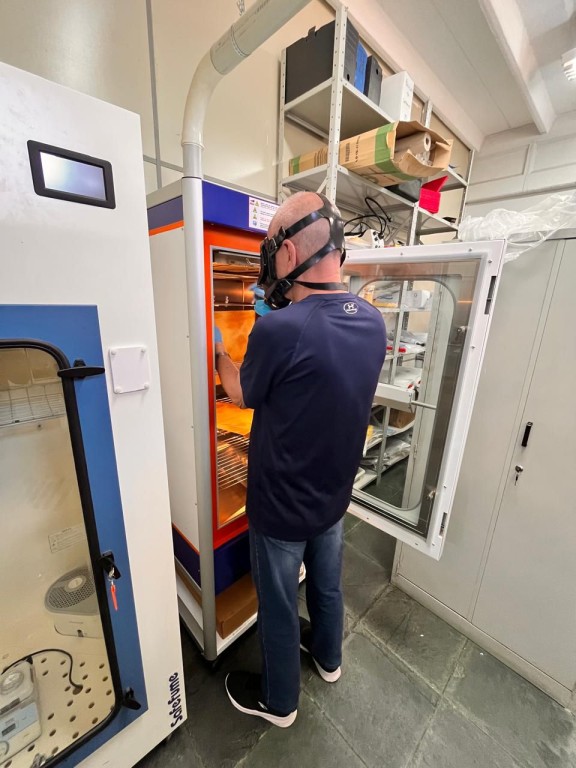 Politec adquire equipamentos modernos para laboratório de revelação de impressões digitais