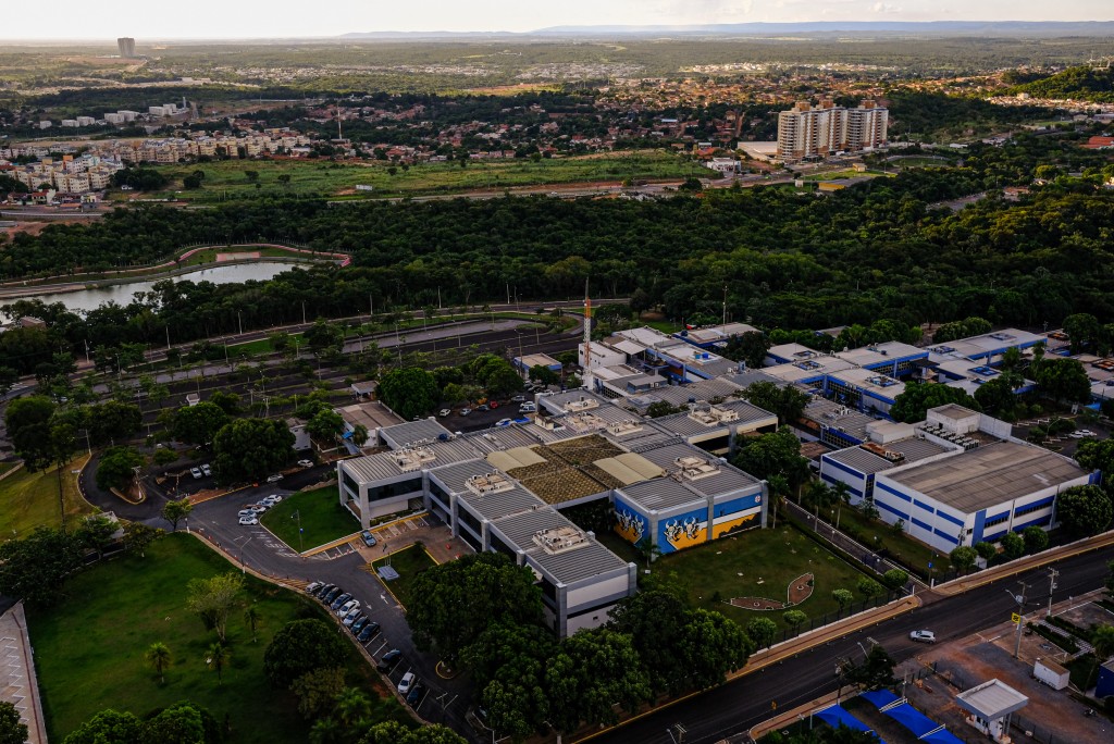 Governo de MT paga folha de junho com a primeira parcela do 13° salário nesta sexta-feira (28)